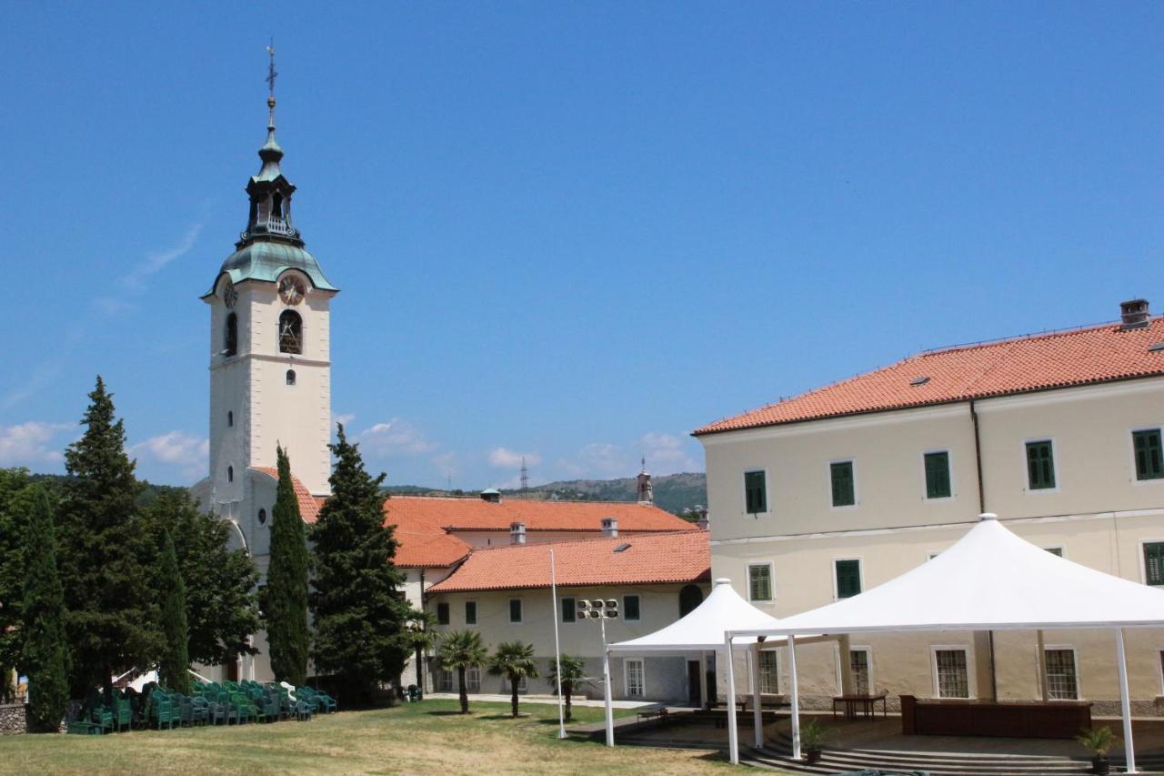 Paha-Paha Modern Apartment With Sea View, Fast Wi-Fi, And Free Parking! Rijeka Exteriör bild