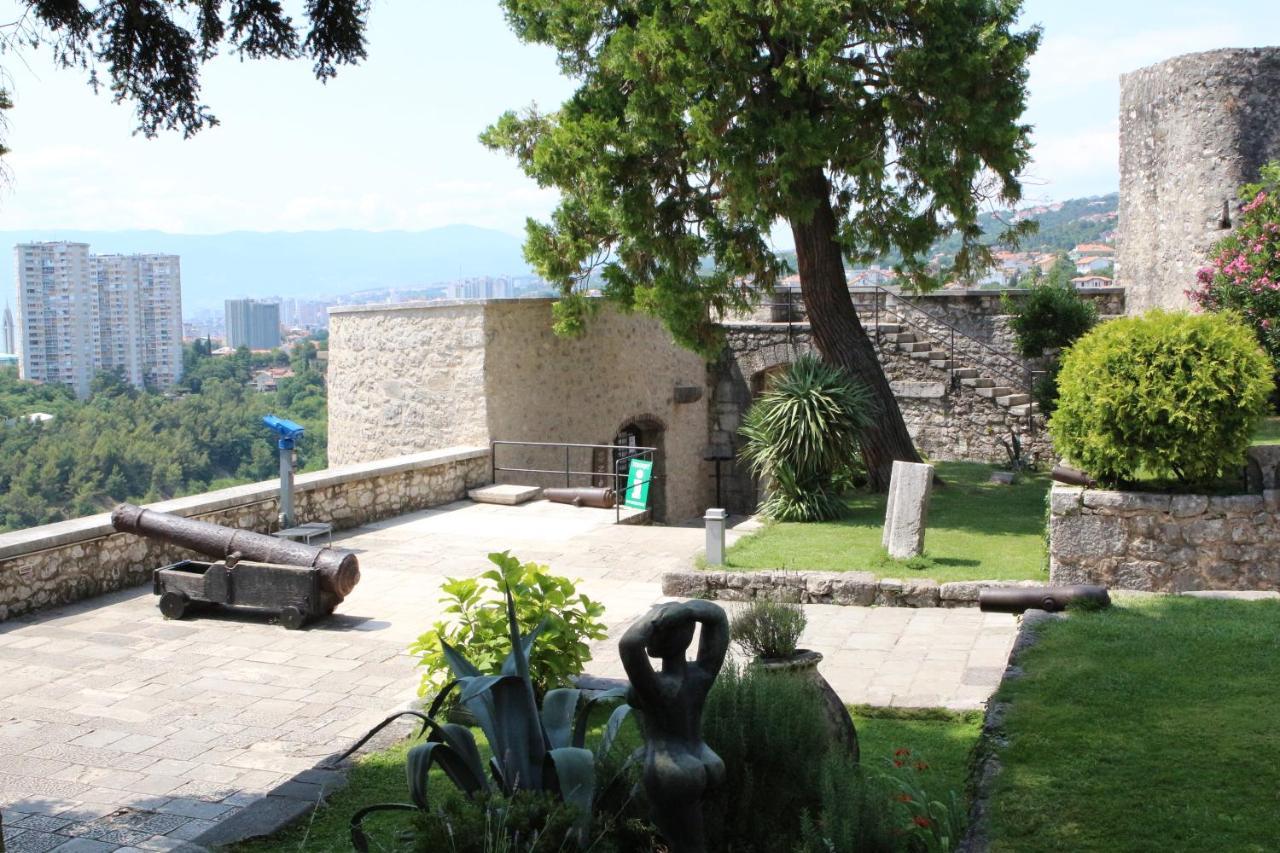 Paha-Paha Modern Apartment With Sea View, Fast Wi-Fi, And Free Parking! Rijeka Exteriör bild